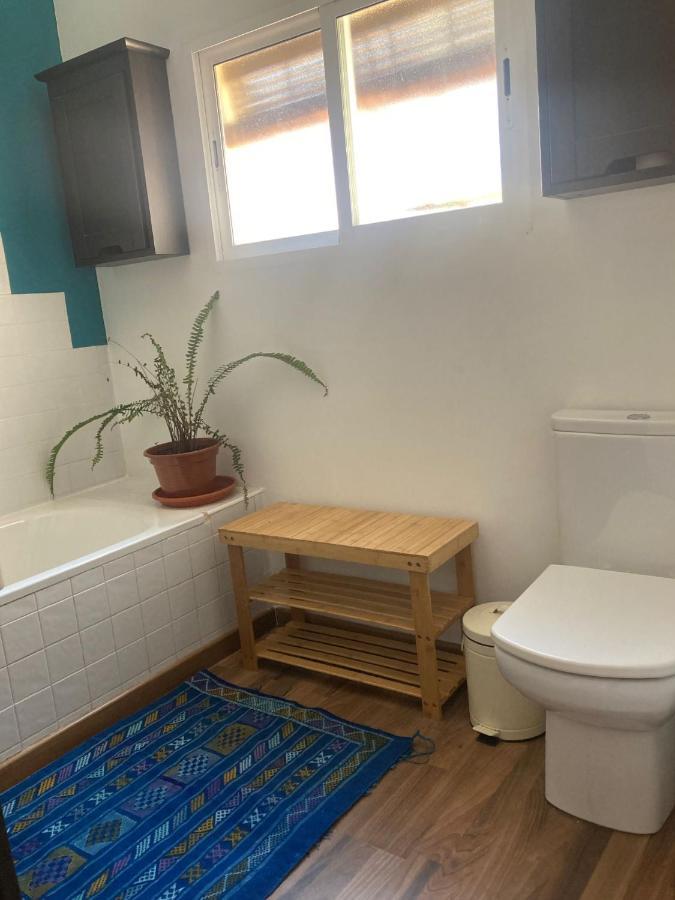 Naturalia: La Casita Con Patio Caces エクステリア 写真