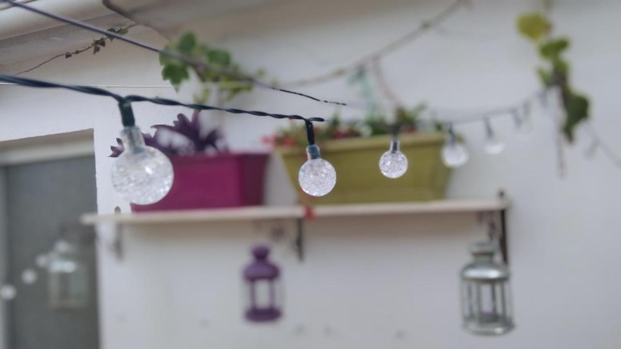 Naturalia: La Casita Con Patio Caces エクステリア 写真