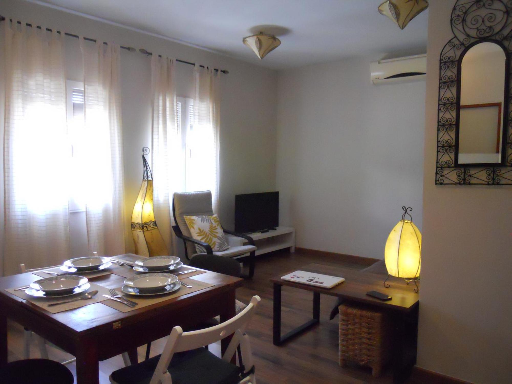Naturalia: La Casita Con Patio Caces エクステリア 写真